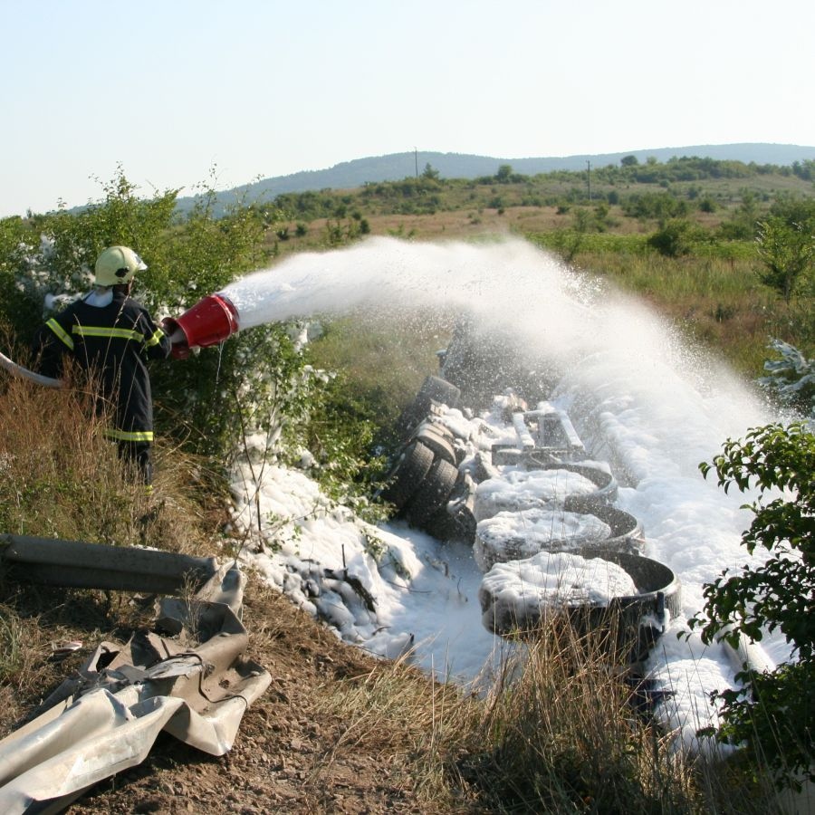 Много тежка катастрофа със загинал е станала на пътя за